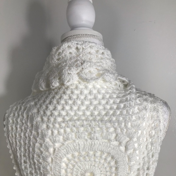 Top white crochet - Picture 4 of 11